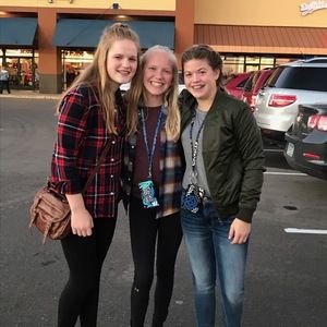 Meet your Posher, Bella